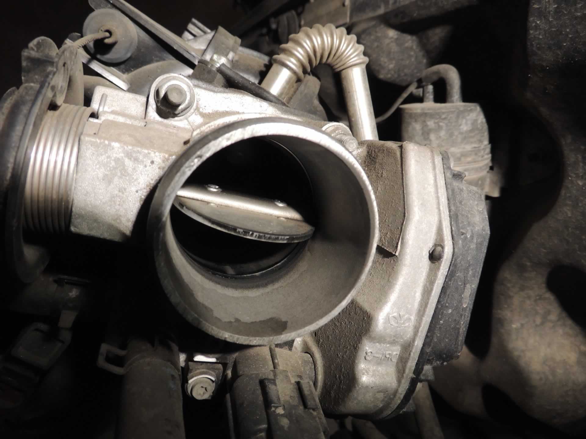 causes of poor engine compression