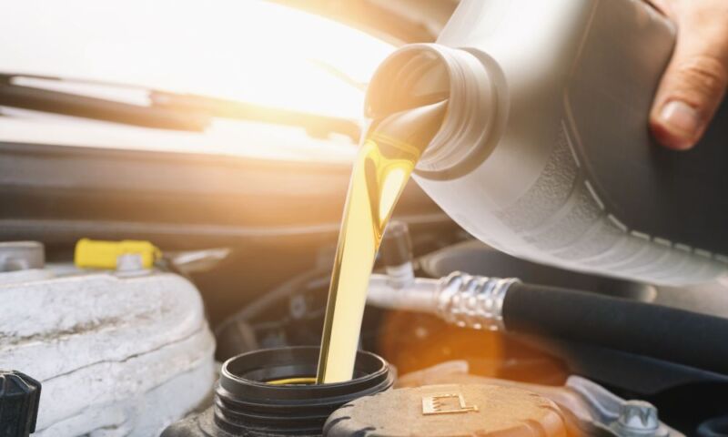 Can I Use Mineral Oil Instead of Synthetic? A Detailed Analysis